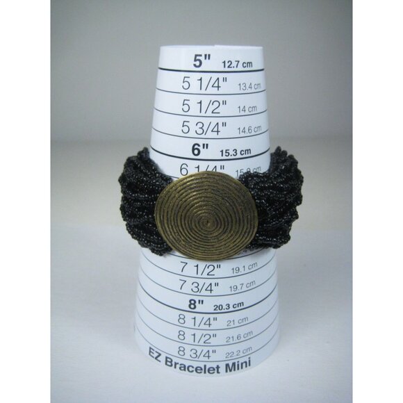 Black Beaded Bracelet Round Brass Spiral Button Closure Boho Hippie Glass - Picture 9 of 9